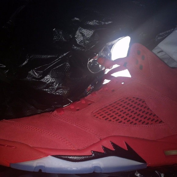 Air Jordan Retro 5 Universe Red "Authentic" - Picture 3 of 4